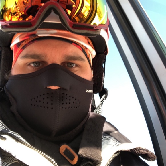 Meet your Posher, Alex - Picture 6 of 6